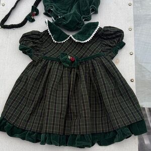 Vintage green/ navy blue Plaid infant Dress set